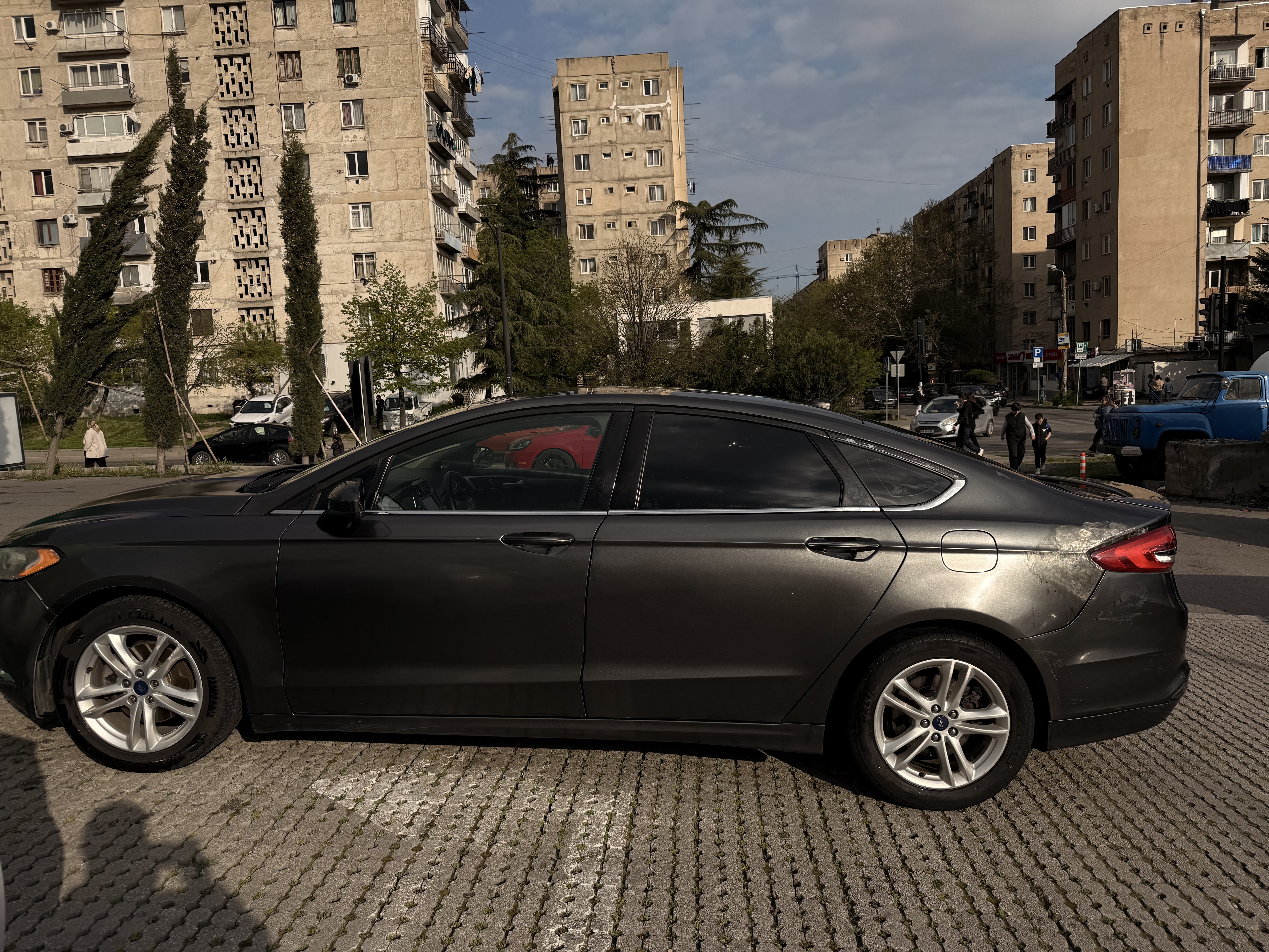 Ford Fusion - фото 5