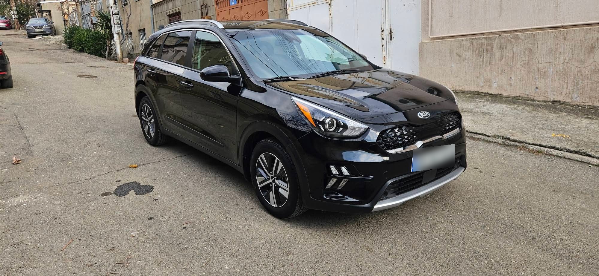 Kia Niro - фото 1
