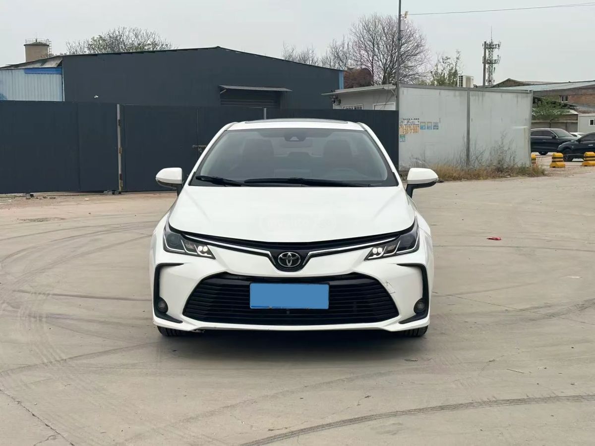 Toyota Corolla Fielder - фото 2