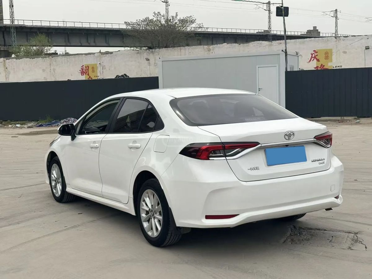 Toyota Corolla Fielder - фото 5