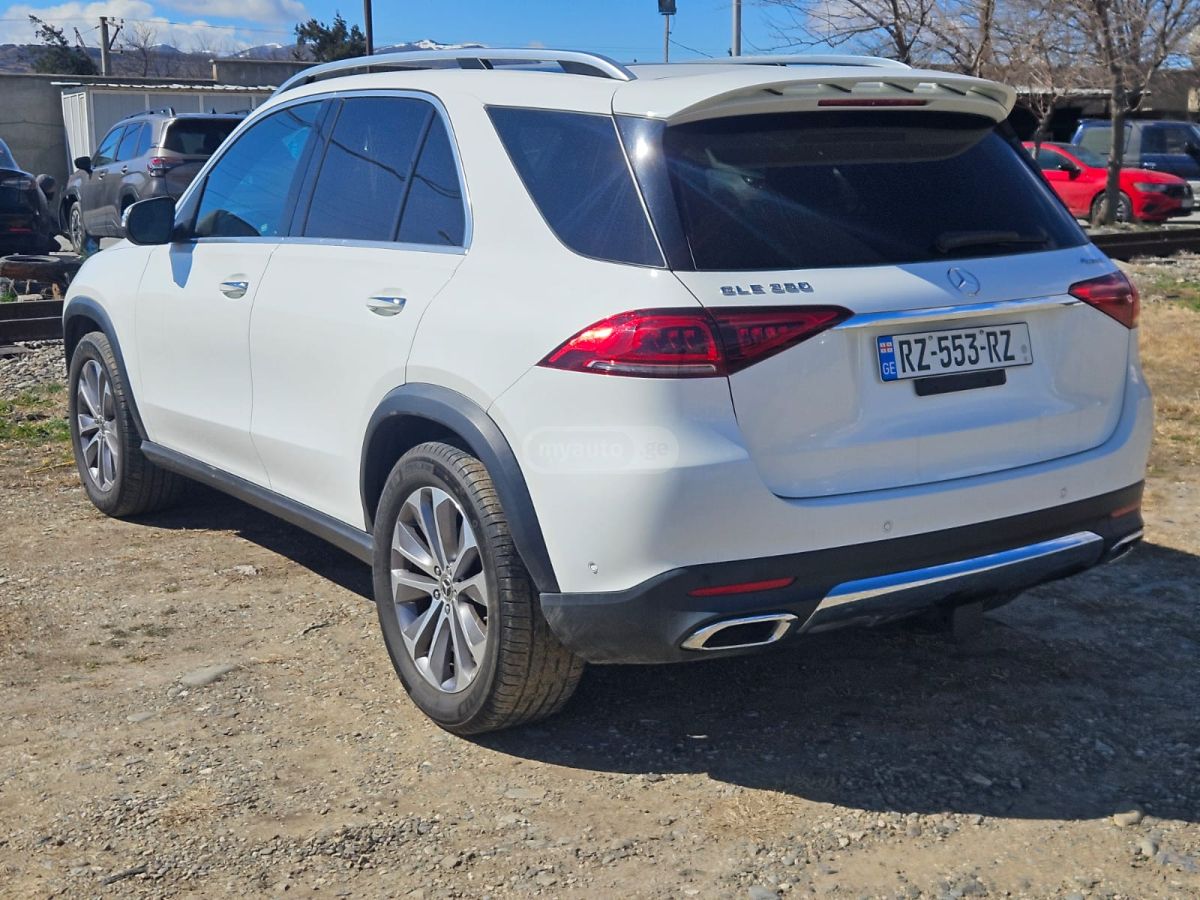 Mercedes-Benz GLE 350 - фото 3