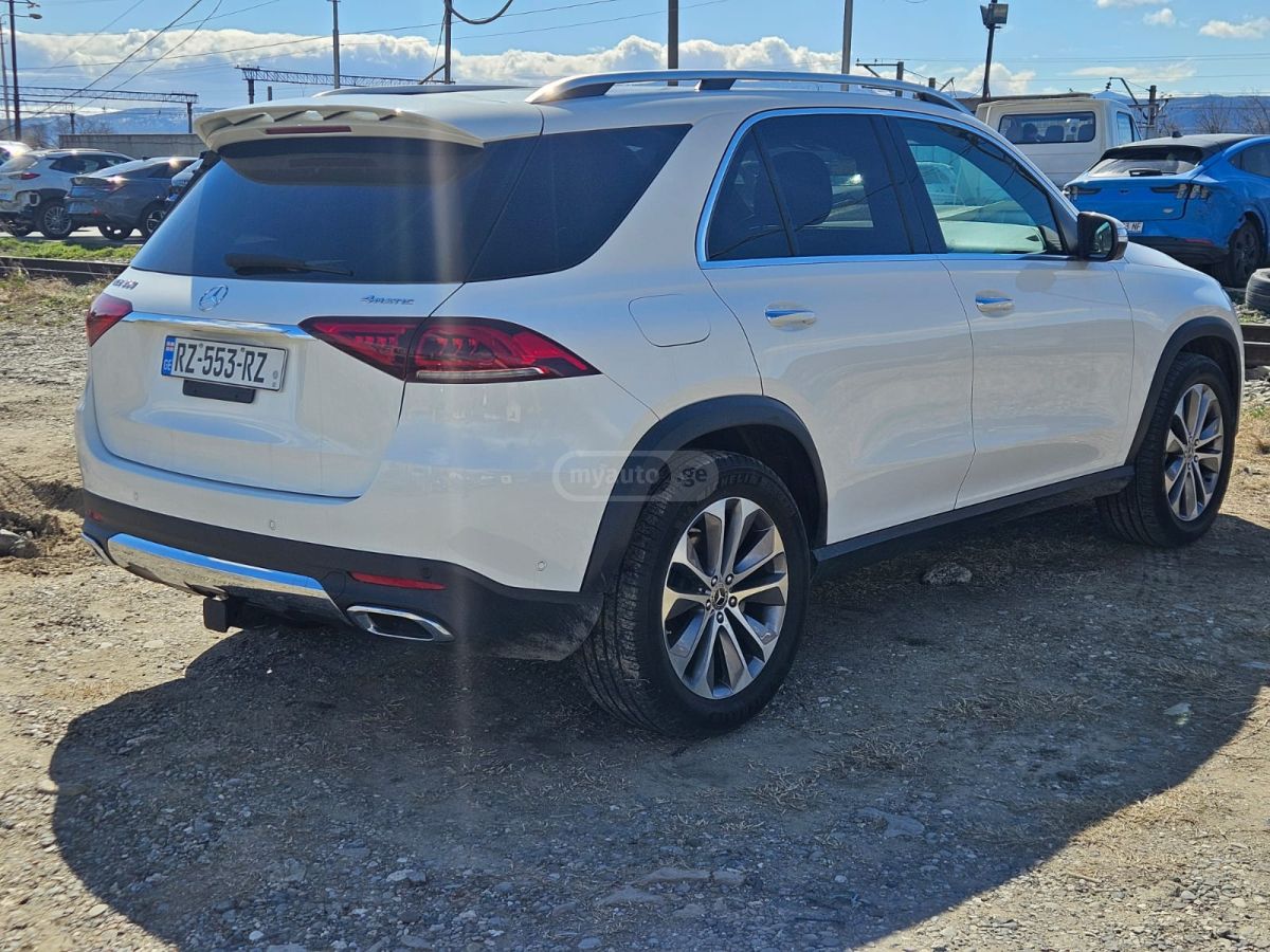 Mercedes-Benz GLE 350 - фото 4