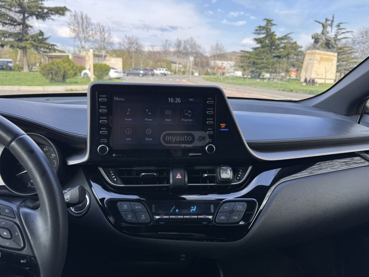 Toyota CHR - фото 12