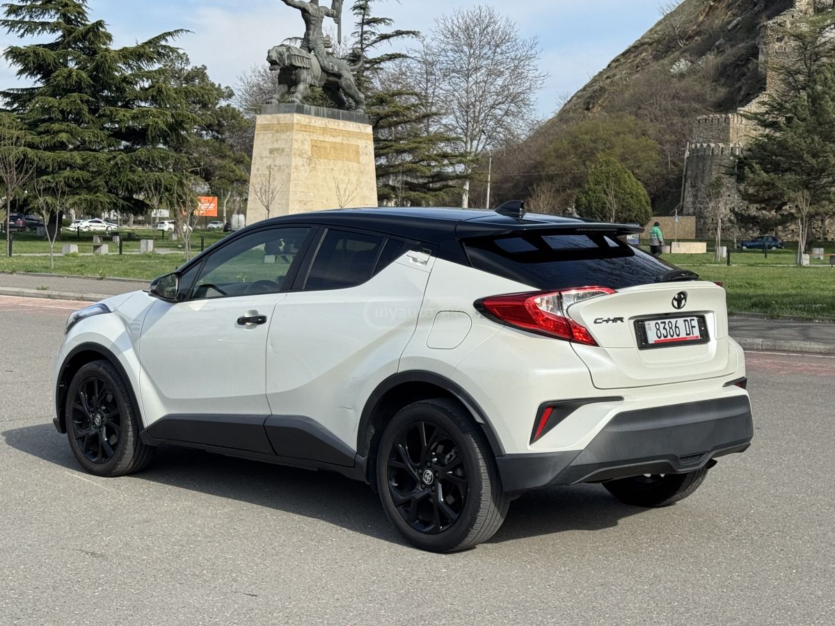 Toyota CHR - фото 4