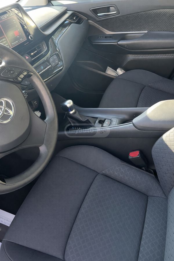 Toyota CHR - фото 9