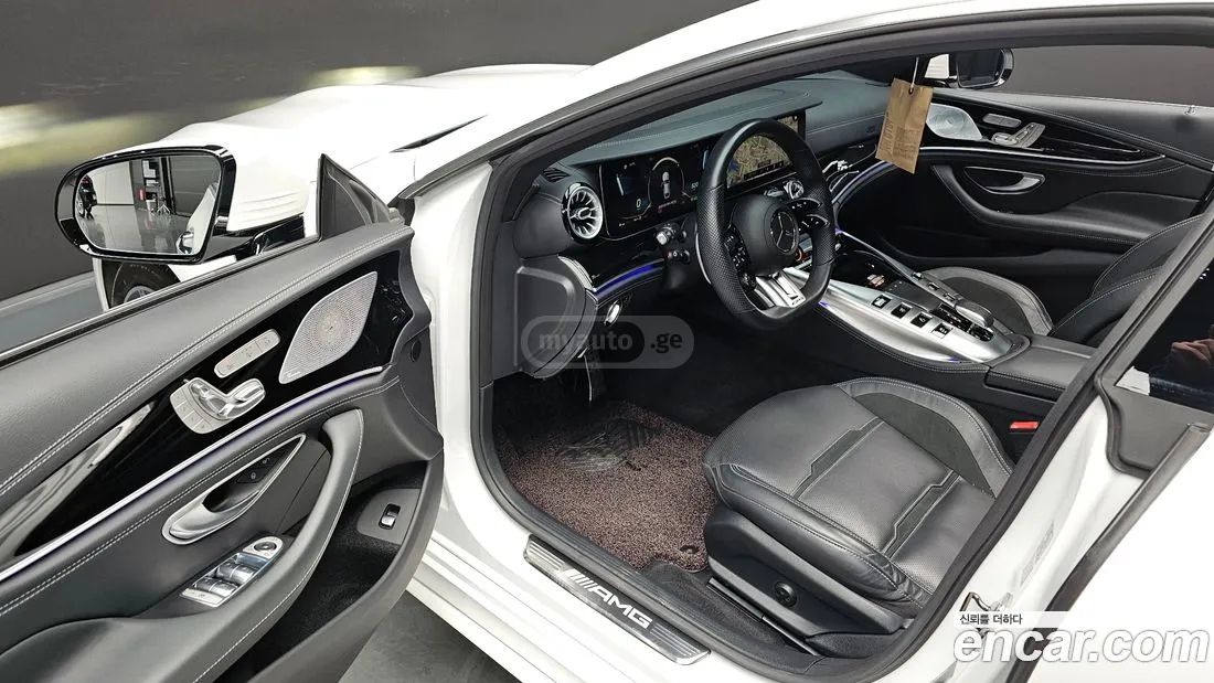 Mercedes-Benz AMG GT 53 - фото 12
