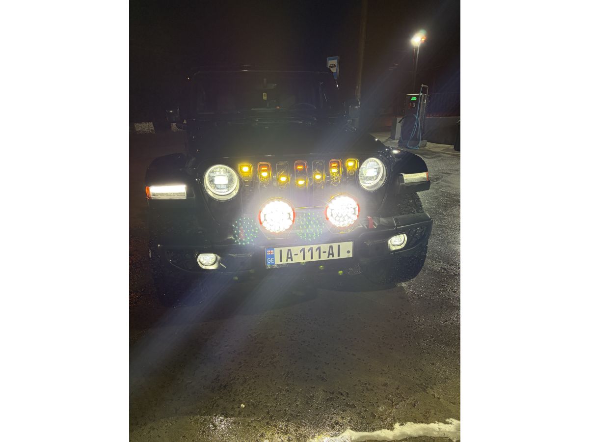 Jeep Gladiator - фото 2