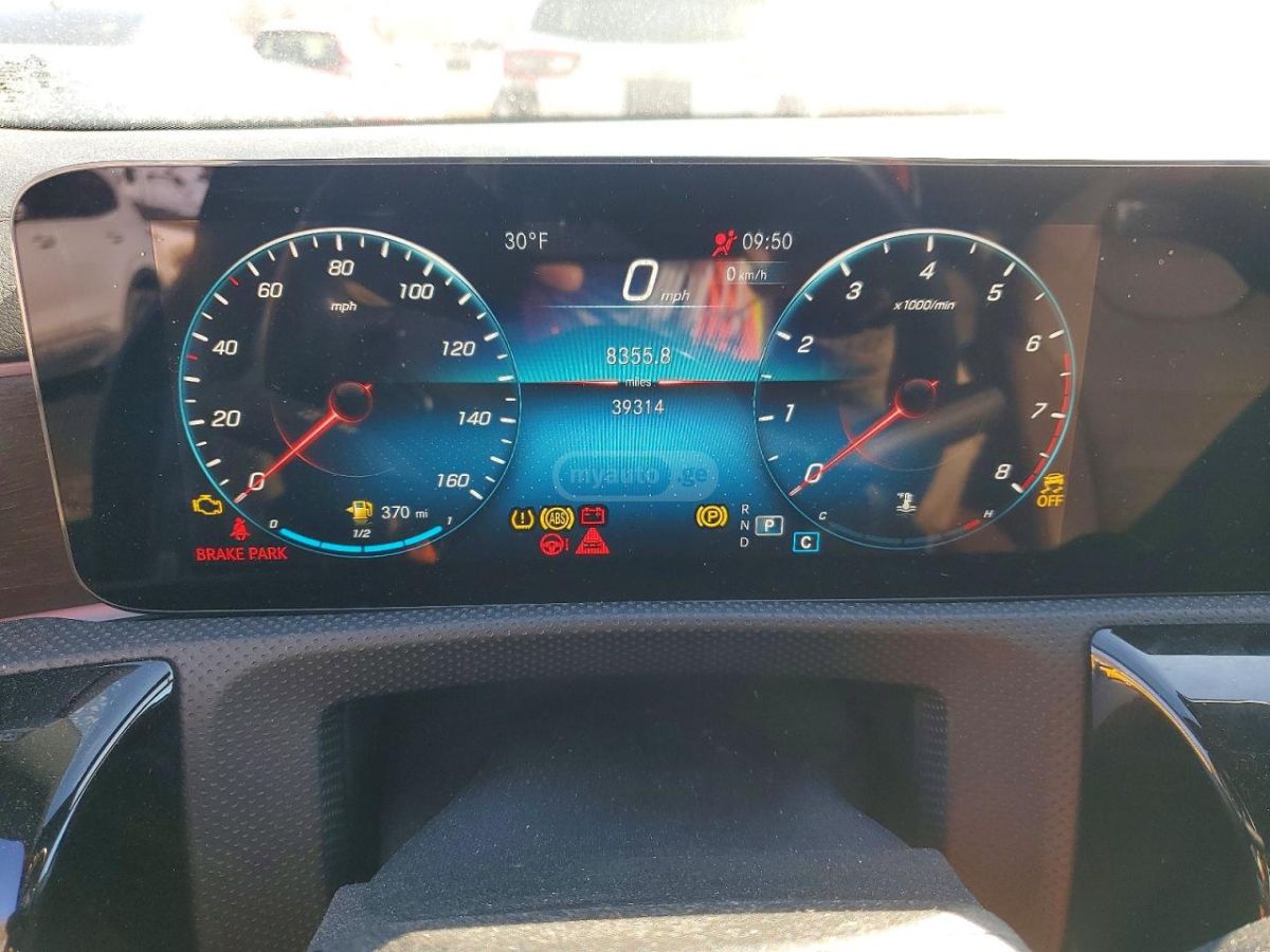 Mercedes-Benz CLA 250 Base CLA 250 Coupe 4dr All-Whe 2023 — миниатюра 9