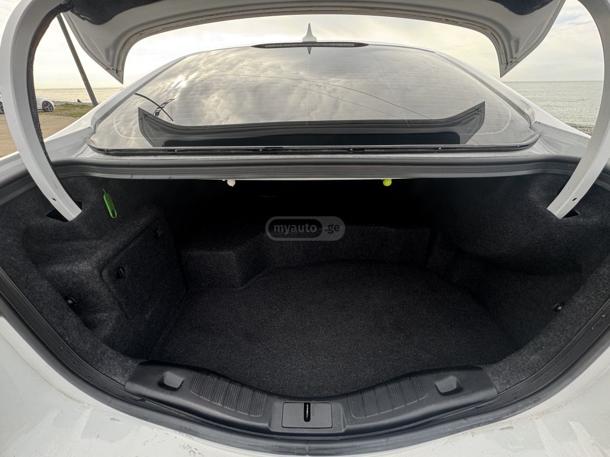 Ford Fusion - фото 11