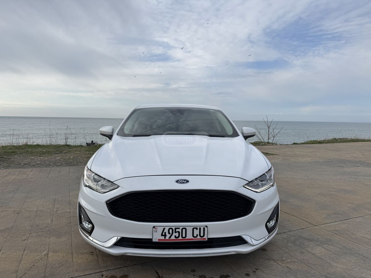 Ford Fusion - фото 3