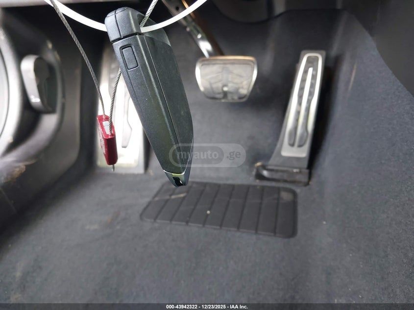 BMW M2 2024 — миниатюра 11