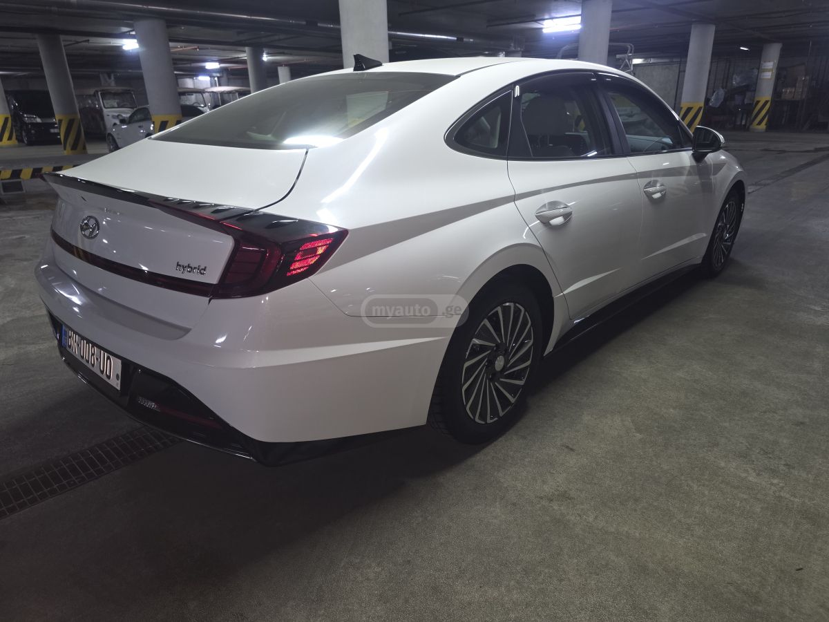 Hyundai Sonata - фото 3