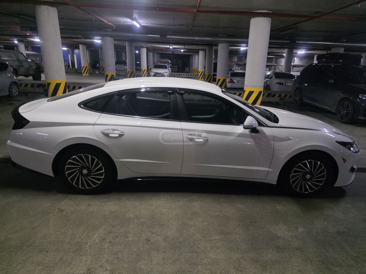 Hyundai Sonata - фото 4