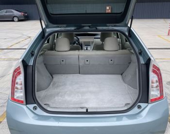 ToyotaPrius რესტაილინგი2014