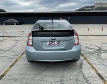 ToyotaPrius რესტაილინგი2014