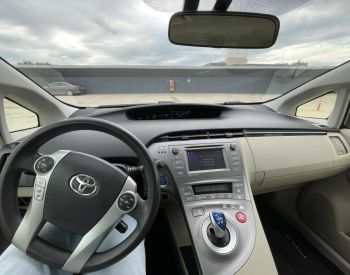 ToyotaPrius რესტაილინგი2014