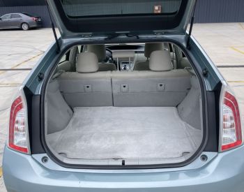 ToyotaPrius რესტაილინგი2014