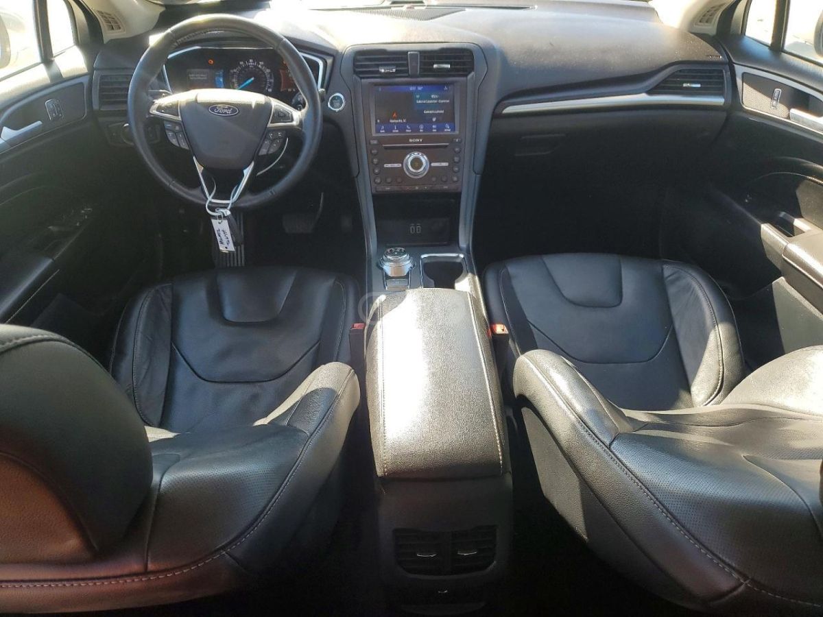 Ford Fusion - фото 3