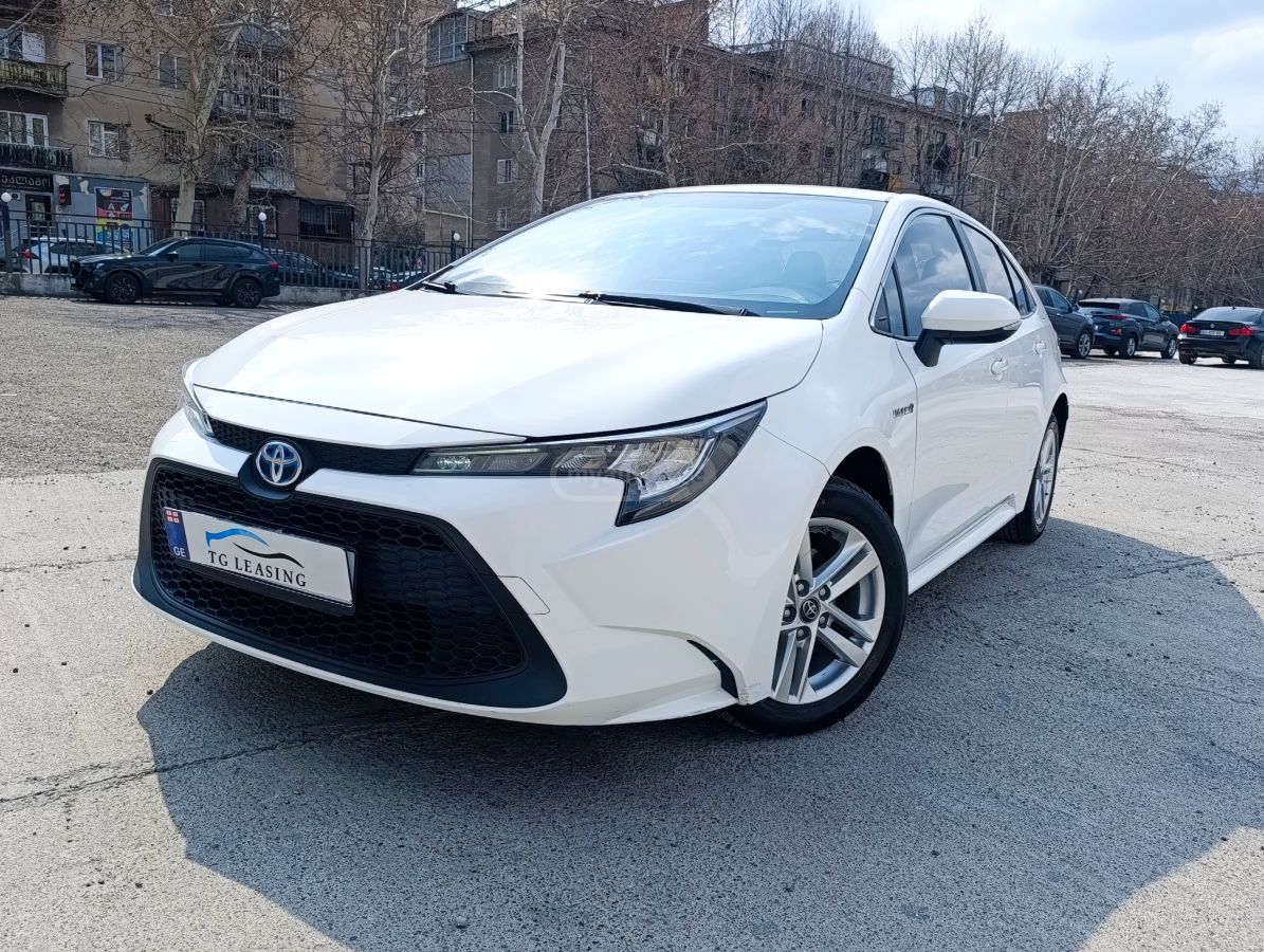 Toyota Corolla - фото 1