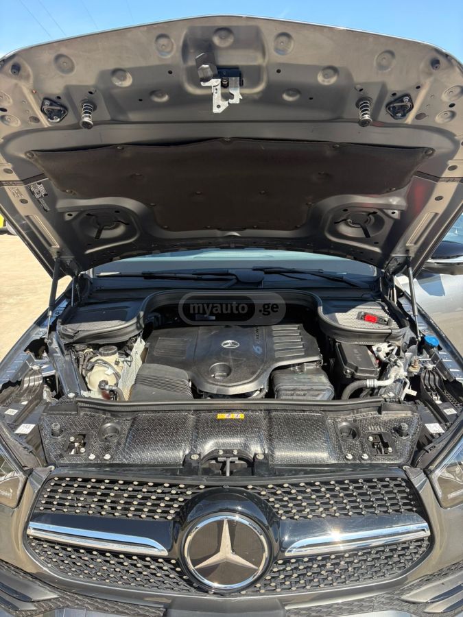 Mercedes-Benz GLE 450 AMG - фото 4