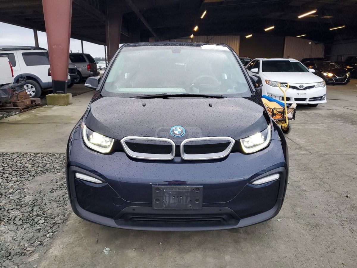 BMW I3 - фото 5
