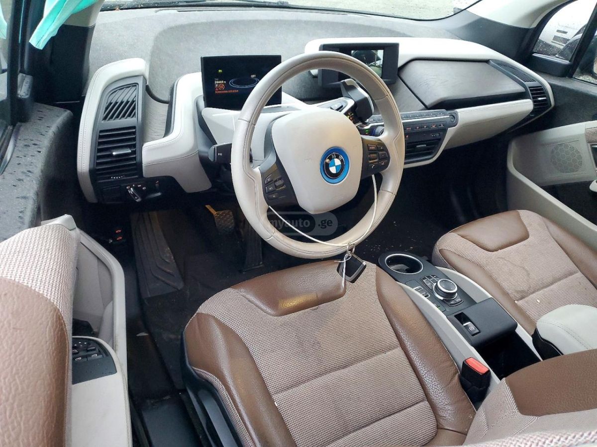 BMW I3 - фото 7