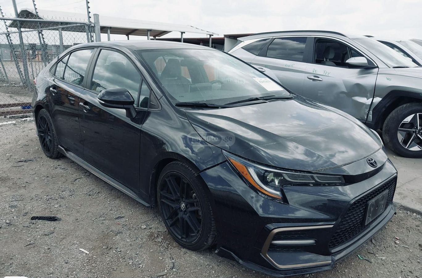 Toyota Corolla - фото 2