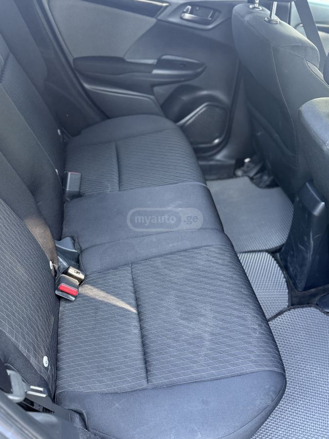Honda Fit - фото 11