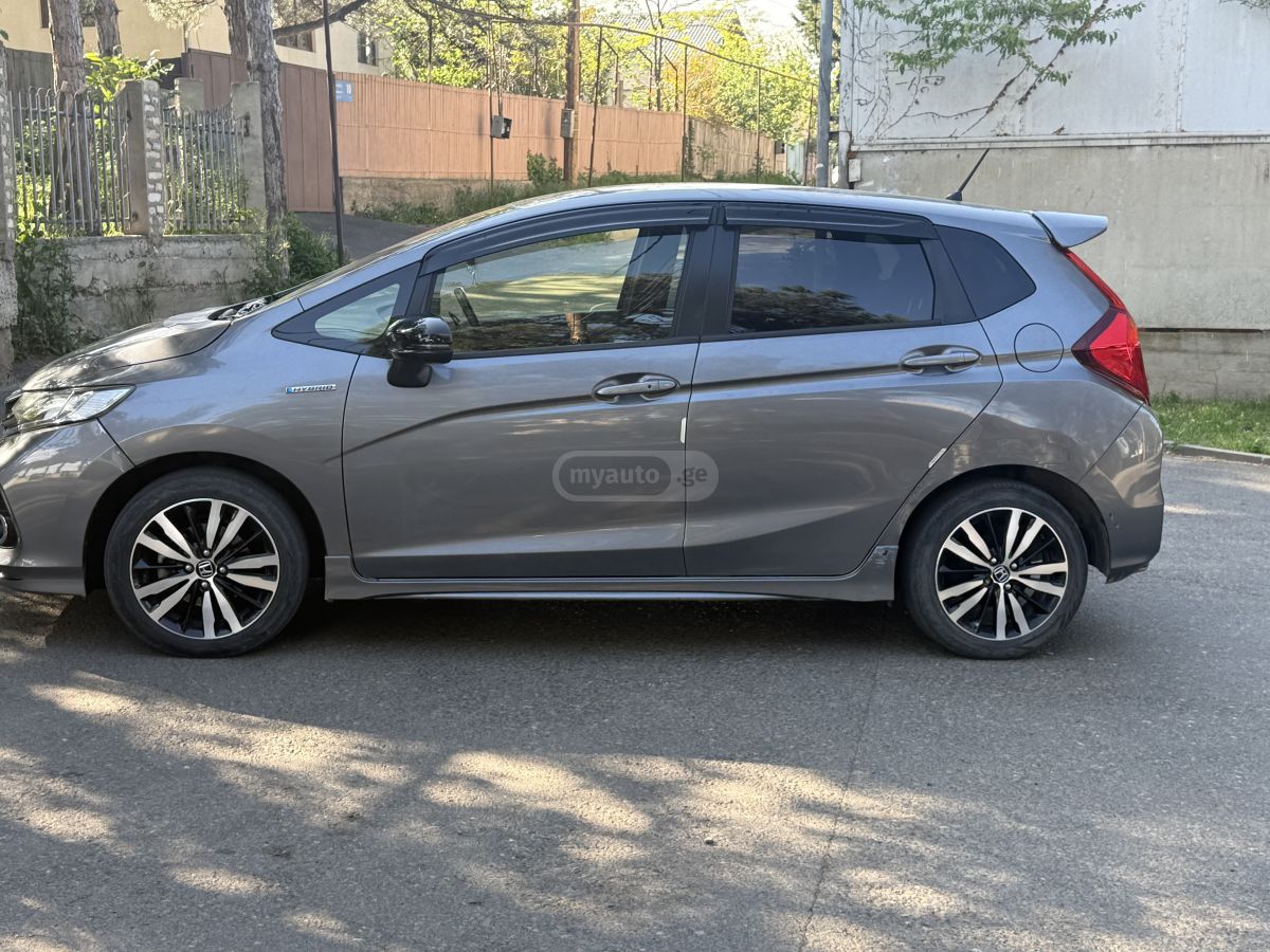 Honda Fit - фото 8