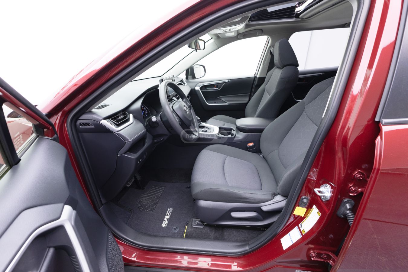 Toyota RAV 4 - фото 9