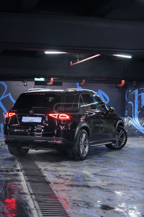 Mercedes-Benz GLE 350 - фото 12