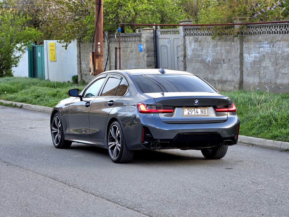 BMW 330 - фото 6