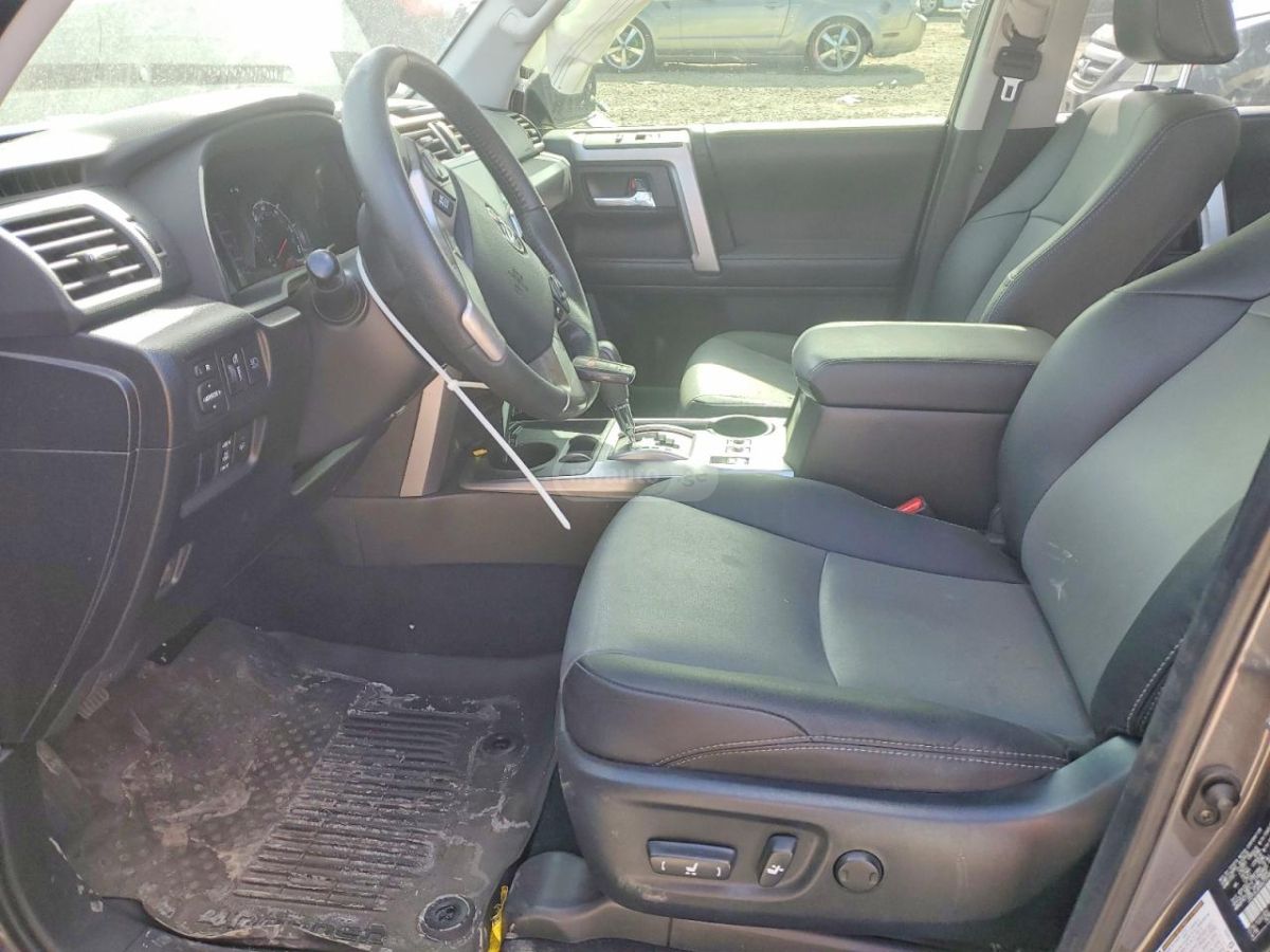 Toyota 4 Runner - фото 7