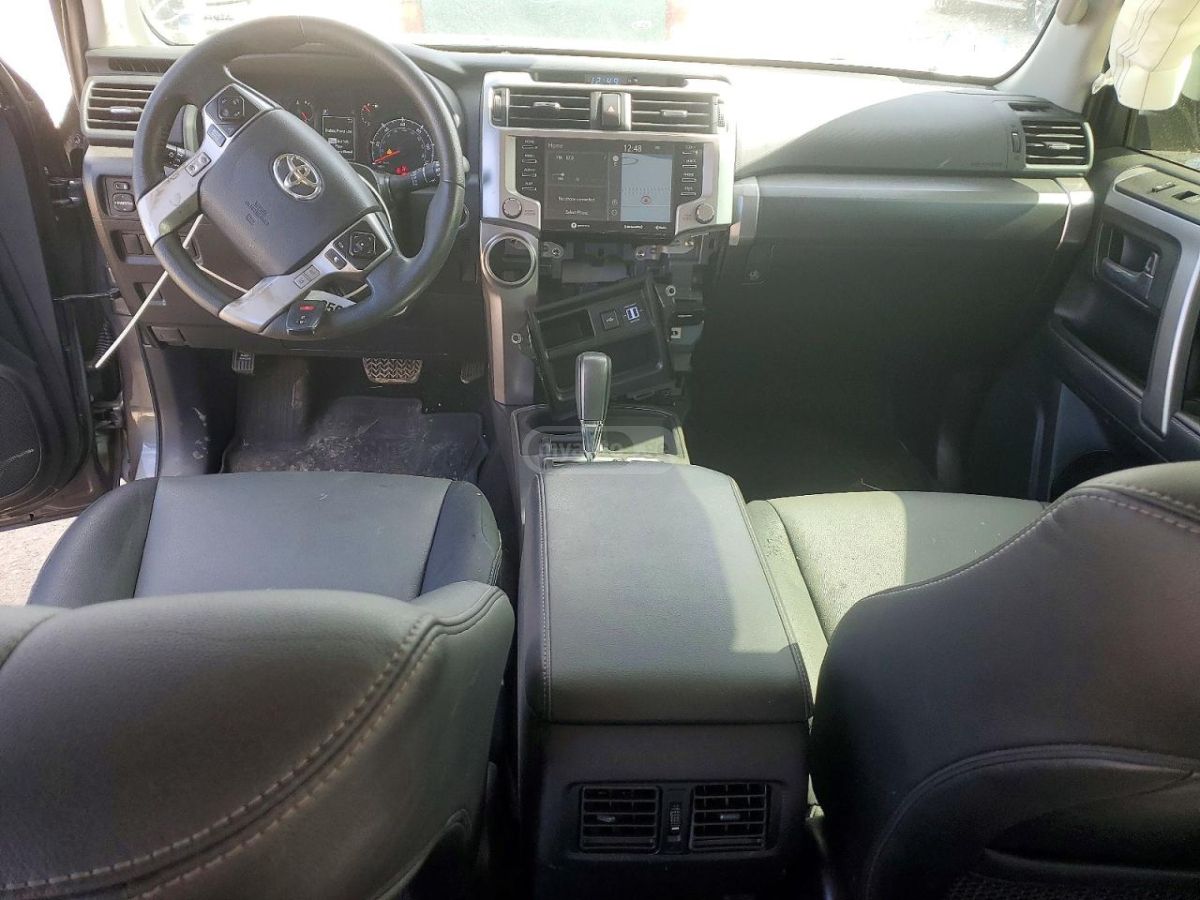 Toyota 4 Runner - фото 8