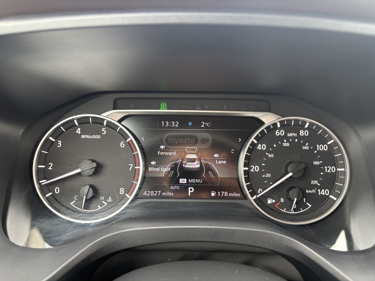 Nissan Rogue - фото 11