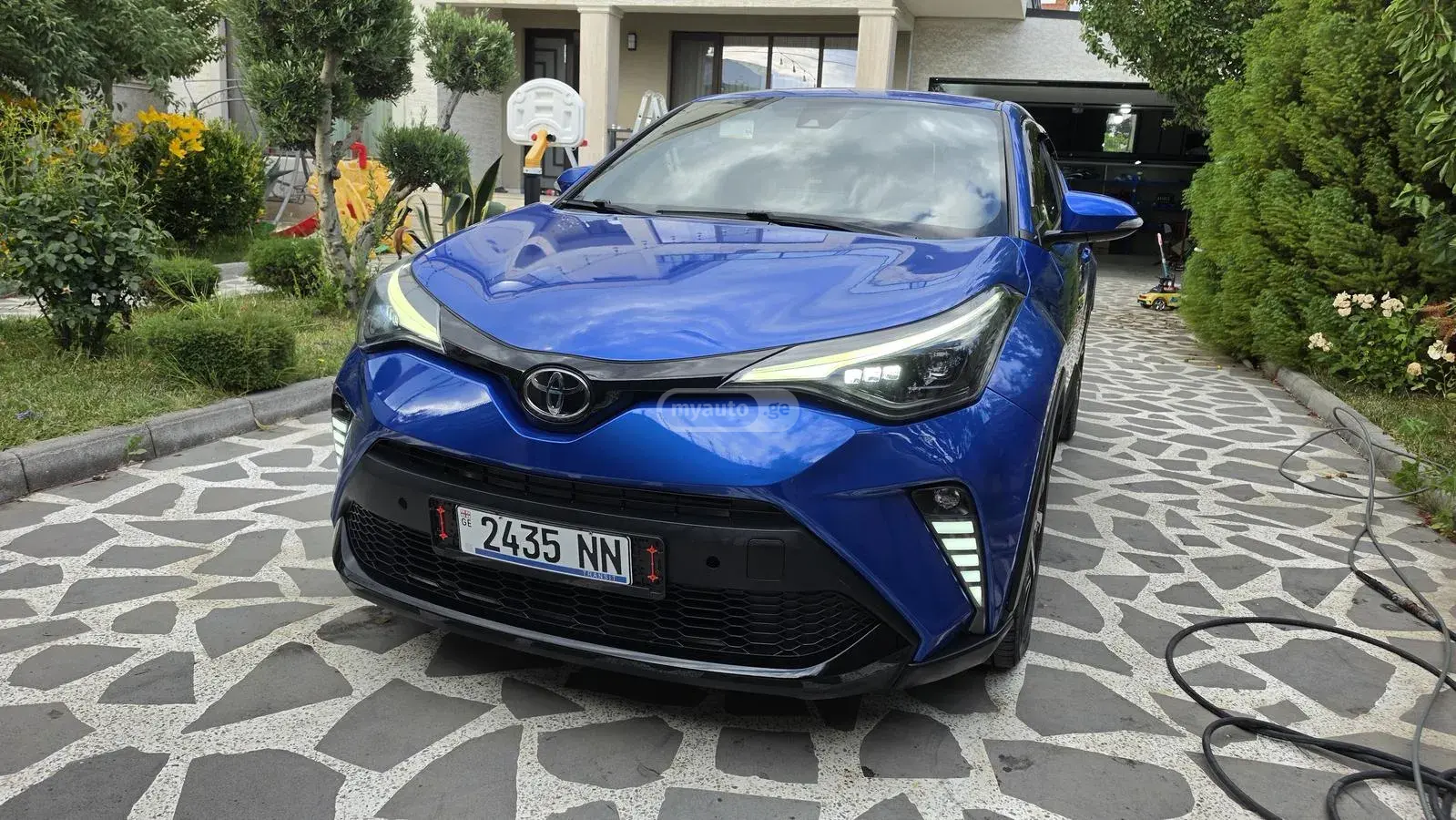 Toyota XLE Premium 4dr Front-wheel Dr 2018