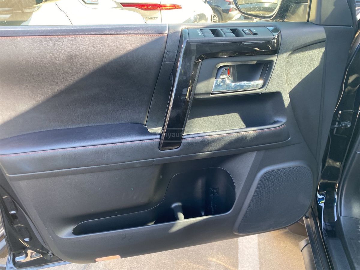 Toyota TRD Pro 4dr 4x4 Automatic — миниатюра 12