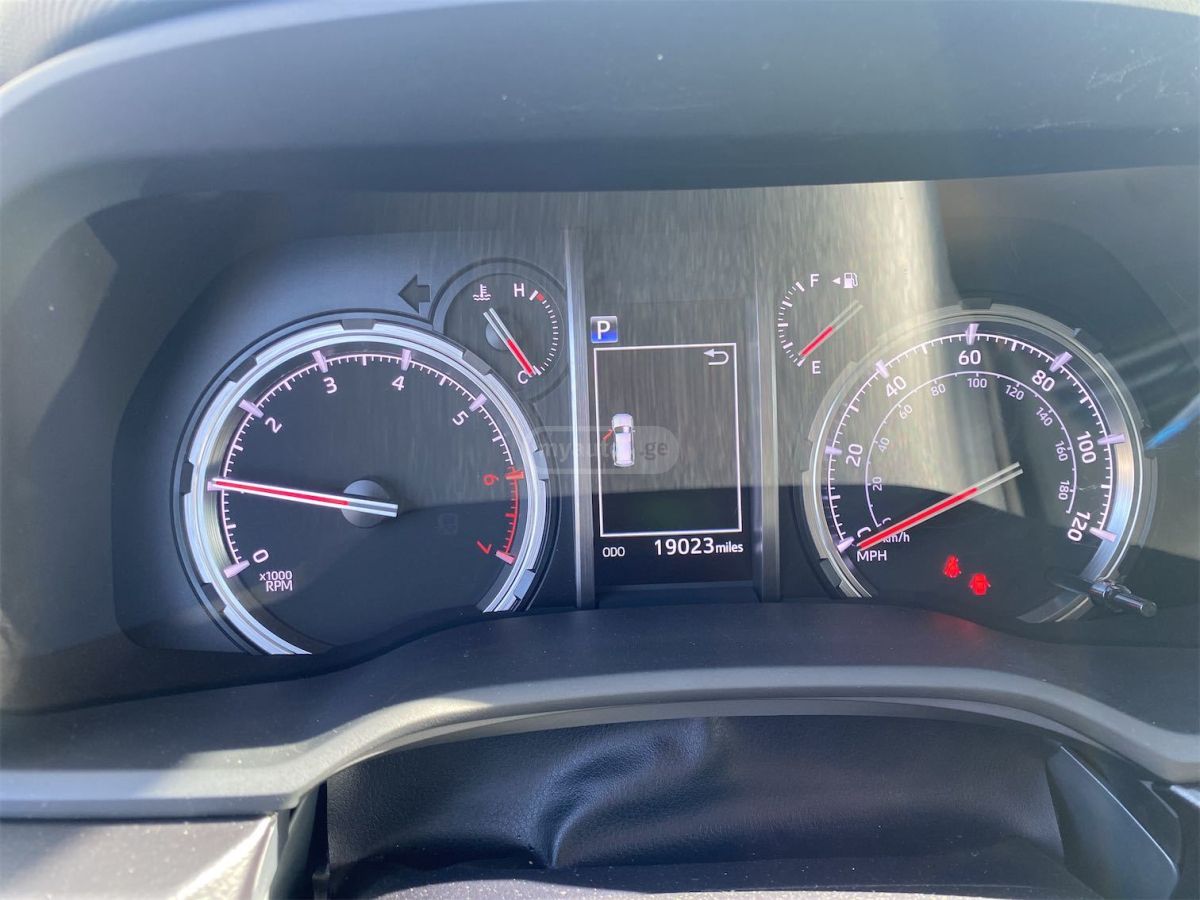 Toyota TRD Pro 4dr 4x4 Automatic — миниатюра 9