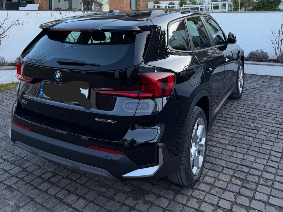 BMW X1 - фото 3