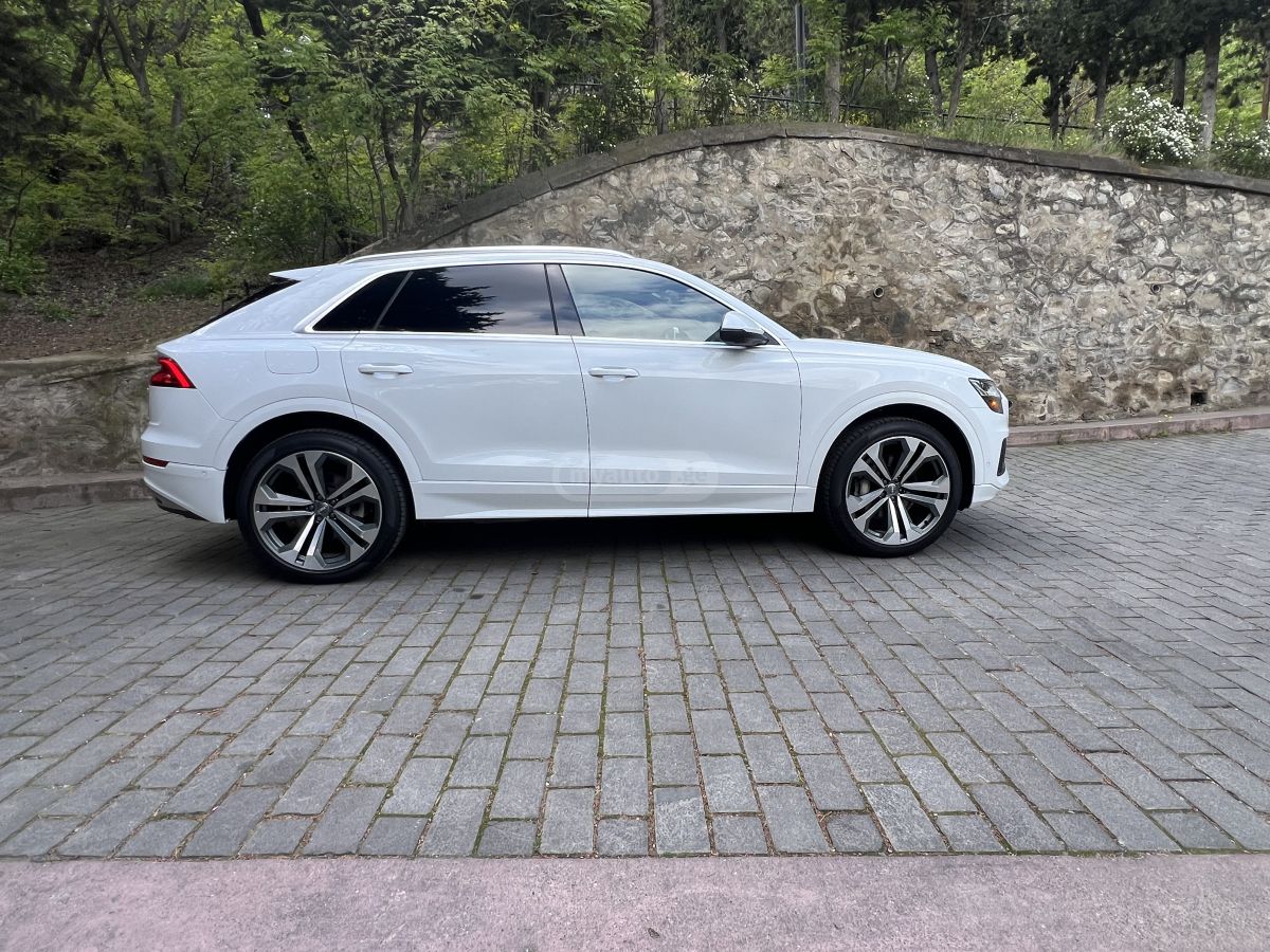 Audi Q8 - фото 2