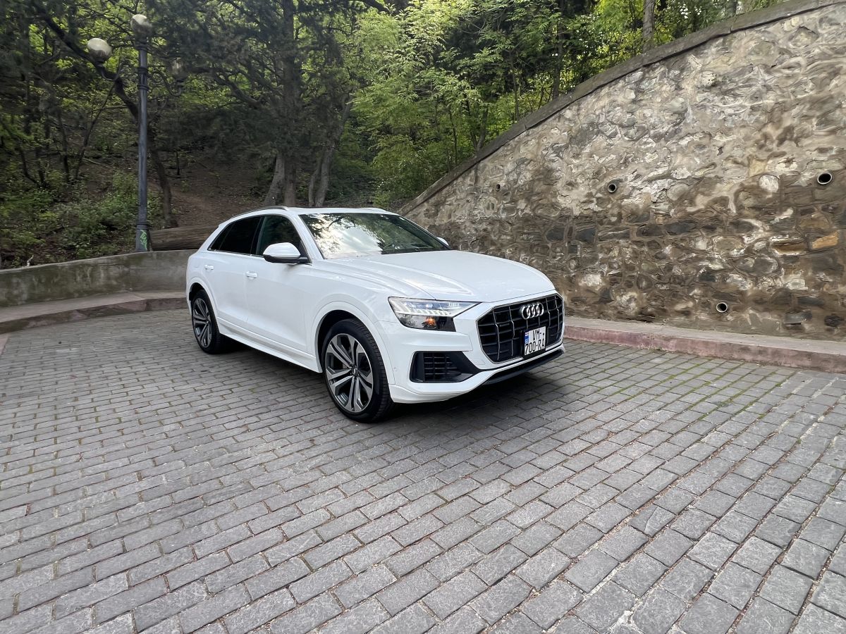 Audi Q8 - фото 5