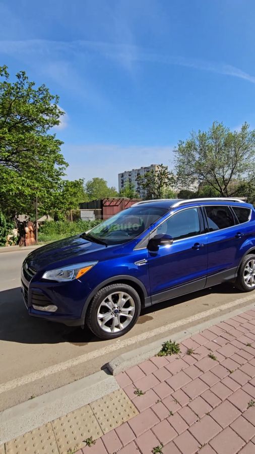 Ford Escape - фото 1
