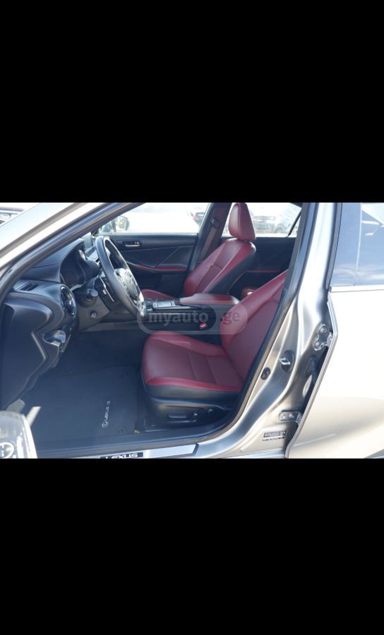 Lexus IS 300 Base 4dr Rear-Wheel Drive Seda 2023 — миниатюра 12