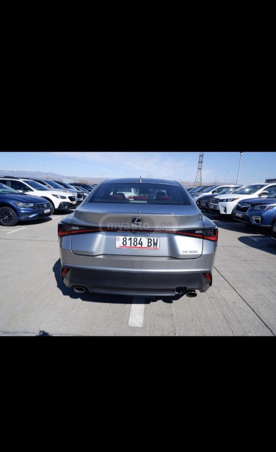 Lexus IS 300 Base 4dr Rear-Wheel Drive Seda 2023 — миниатюра 7