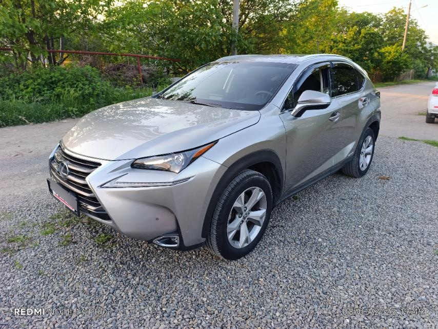 Lexus NX 300 - фото 1