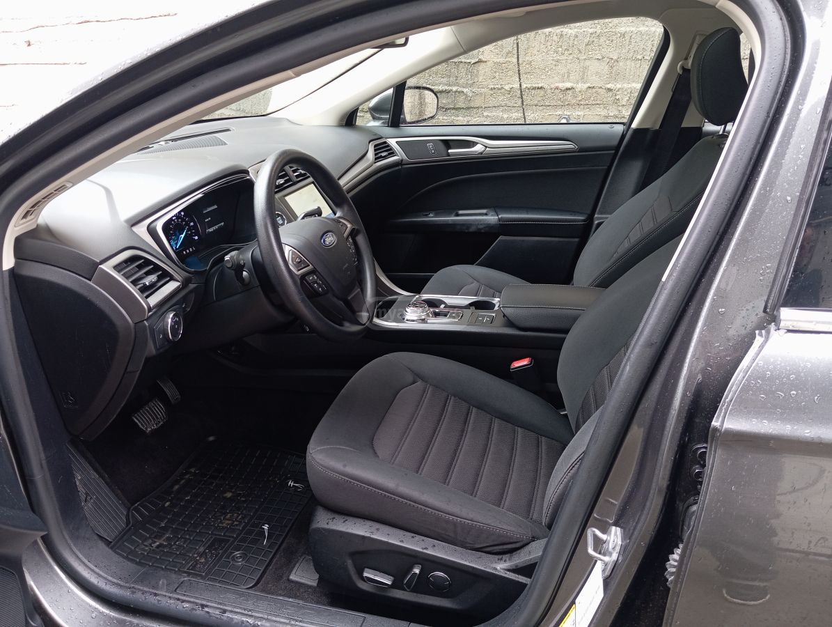 Ford Fusion - фото 10