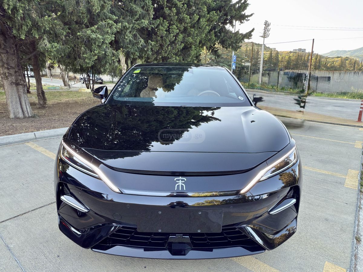 BYD Song L 