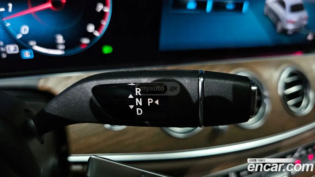 Mercedes-Benz E53 AMG 2023 — миниатюра 9