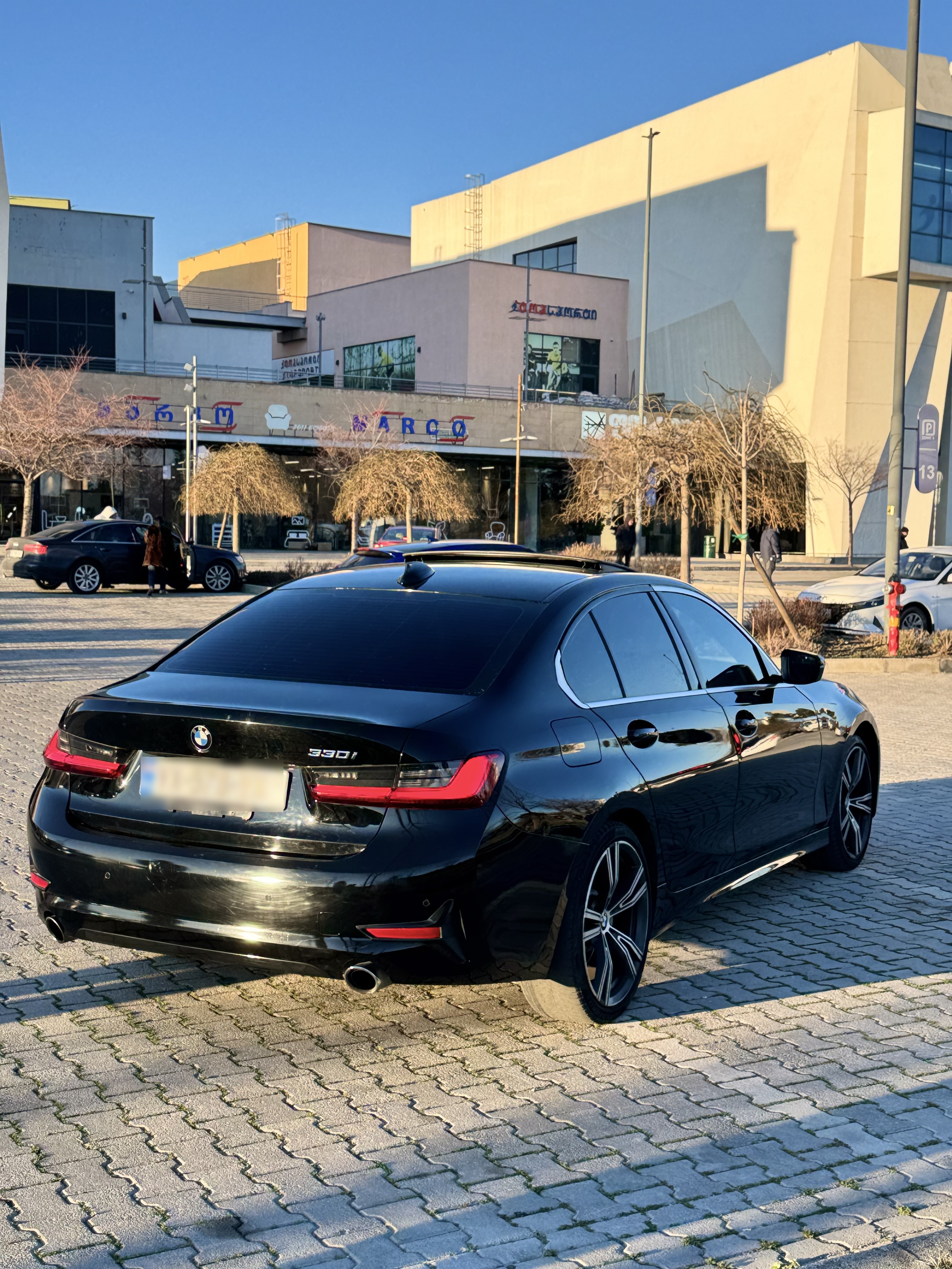 BMW 330 - фото 3