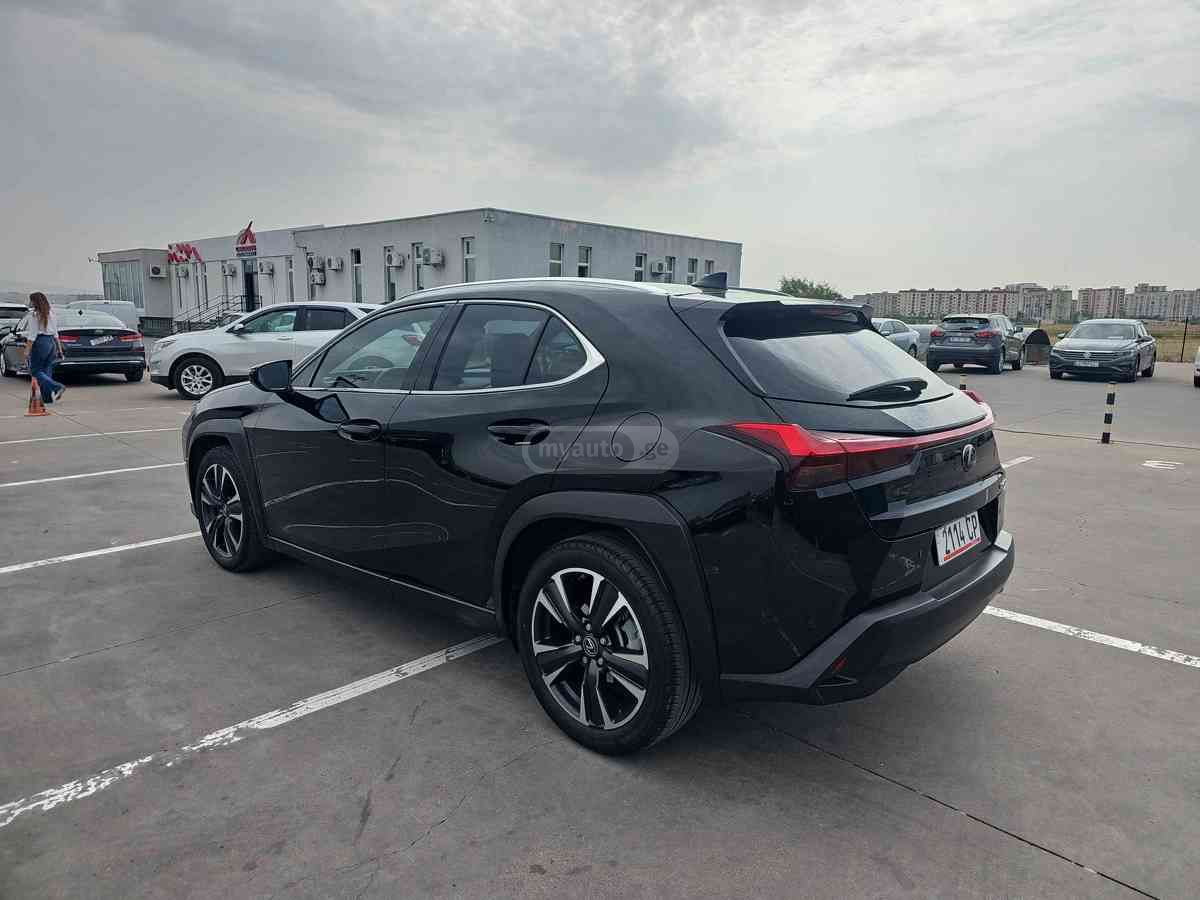Lexus UX 200 2021 — миниатюра 10
